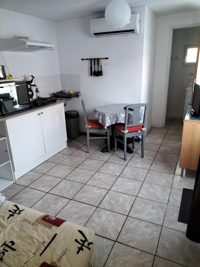 Maisonnee Avec Apartment *